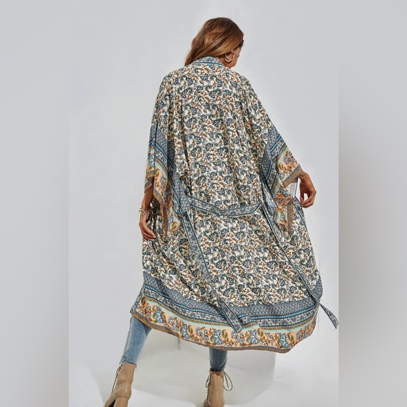 WORLD MARKET Floral Kimono with Blue and Tan Accents - Picture 12 of 17